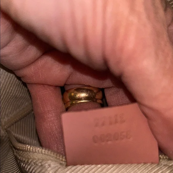 Gucci Pink Shoulder Bag - Picture 12 of 16